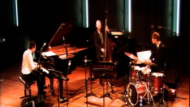 Contour (Kenny Drew) смотреть онлайн