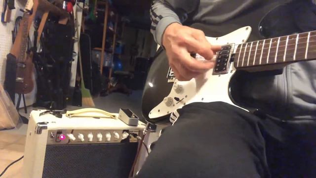 3. Lyon by Washburn with faux Filtertrons смотреть онлайн