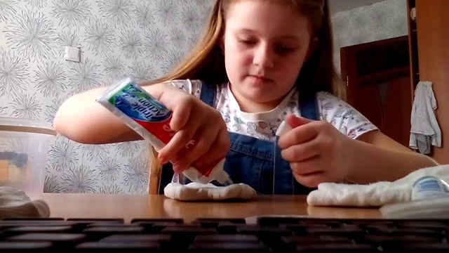 Крашу гуашью воздушный пластилин \Yana Kitty смотреть онлайн
