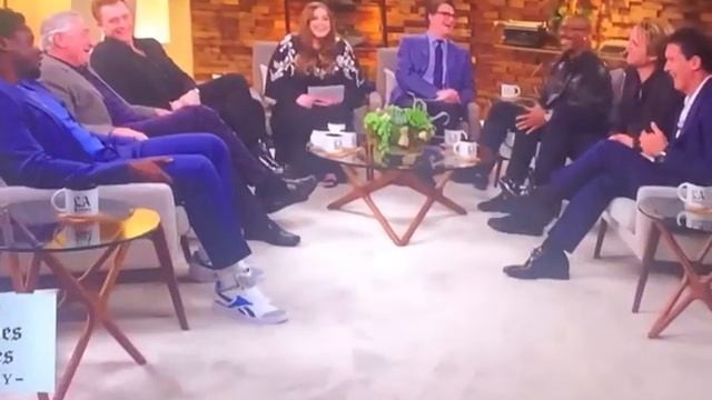 Интервью Роберта Паттинсона смотреть онлайн