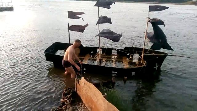 Корабль причалил с шоу поплыли!) смотреть онлайн