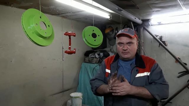Замена задних тормозных колодок ТОЙОТА ВИТЦ. И не только. смотреть онлайн