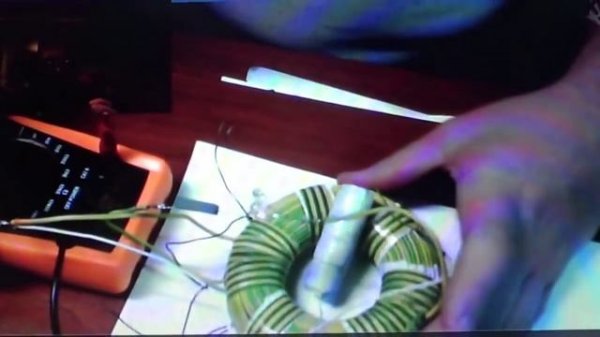 Русский кулибин, Мишин, о том как получить электричество из ничего.