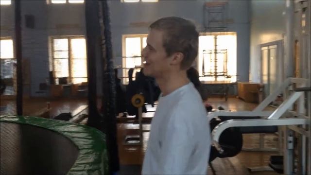 Капоэйра и батут смотреть онлайн