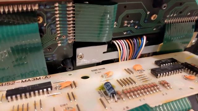 Casio CZ-101 OLED Display Upgrade смотреть онлайн
