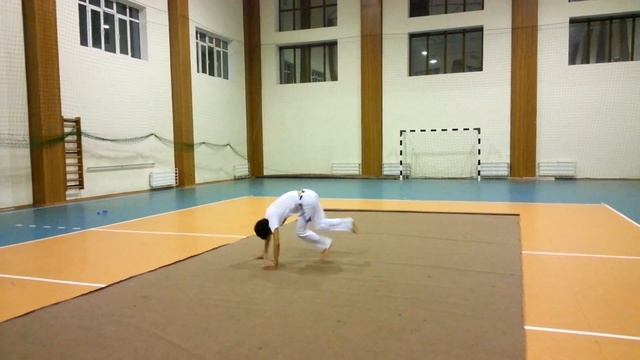 Akrobatika Capoeira смотреть онлайн