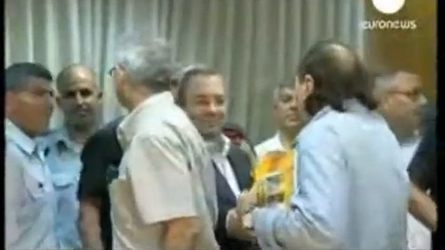 Мир осуждает евреев смотреть онлайн