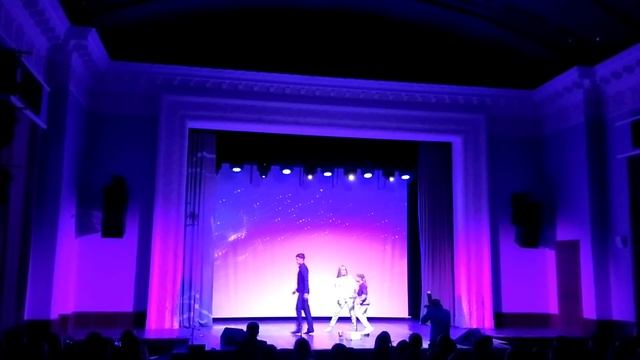 Танец "мечта и страх", "Альфа и омега" смотреть онлайн