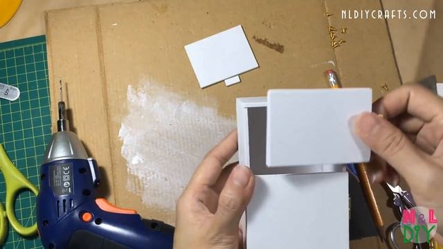 DIY Miniature Refrigerator for Dollhouse | How to make a Miniature Refrigerator for Doll смотреть онлайн