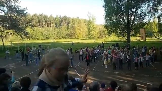 Я В ЛАГЕРЕ ?? ЧТО? ТАНЕЦ ВОЖАТЫХ , ПРОСПАЛИ ) смотреть онлайн