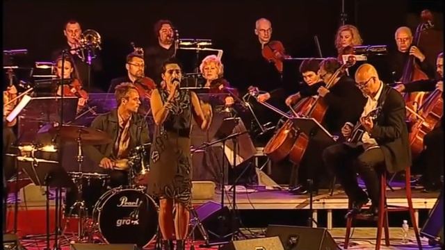 In Case of Fire - Offpiste Gurus w. Klaipeda Chamber Orchestra смотреть онлайн