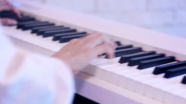Maksim “Croatian rhapsody麥可森克羅地亞狂想曲”一人飾兩角piano duet смотреть онлайн