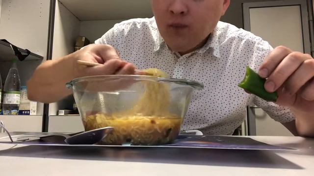Рамён корейская лапша итинг асмр eating ASMR смотреть онлайн