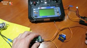 Радиоаппаратура для управления самолетом