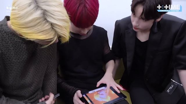 [T:TIME] What's YEONJUN's New 'Do? - TXT (투모로우바이투게더) смотреть онлайн
