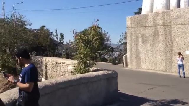 Смотровая площадка на горы в Тбилиси смотреть онлайн