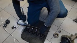 Замена передних пружин шкода Октавия  Octavia