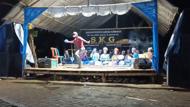 Tepang Sono | Jaipongan Setia Kulun Group - Tari Jaipong Tepang Sono Ala Kang Utar смотреть онлайн