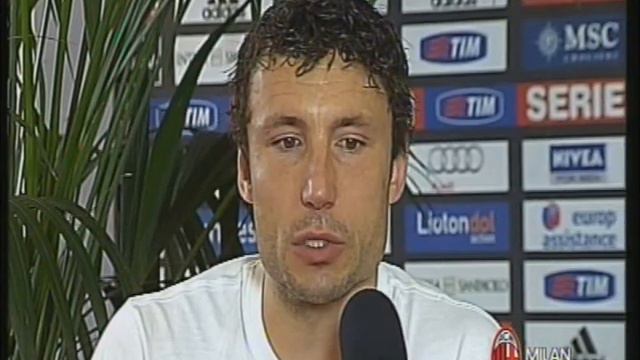 Mark Van Bommel, ultima intervista (Ac Milan) смотреть онлайн