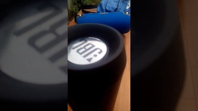 Обзор на колонки JBL смотреть онлайн