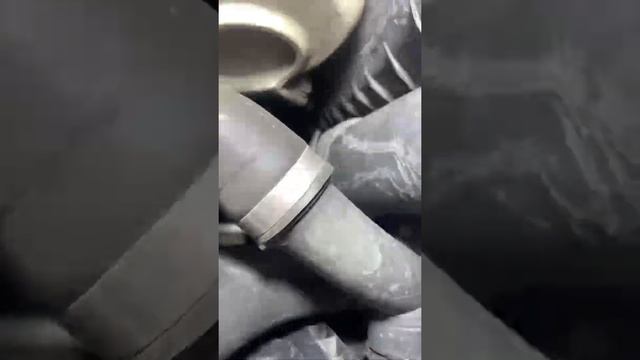 Подсос воздуха в двигателе Porsche Cayenne 958 turbo смотреть онлайн