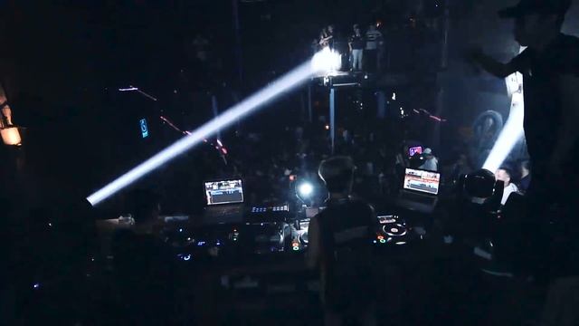 SSLIVE - WHEN DJ's TROLL THE CROWD (Windows Error) by SOULSTICE at Shelter Bandung смотреть онлайн