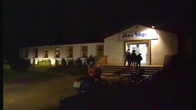 Die Glatzen von Spremberg - 1992 ARD / ORB Reportage смотреть онлайн
