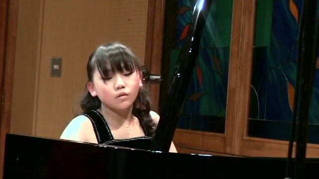 Aimi plays Chopin Mazurka 63.3 & Waltz 14 in Nagoya, Oct 2009 (single-cam version) смотреть онлайн