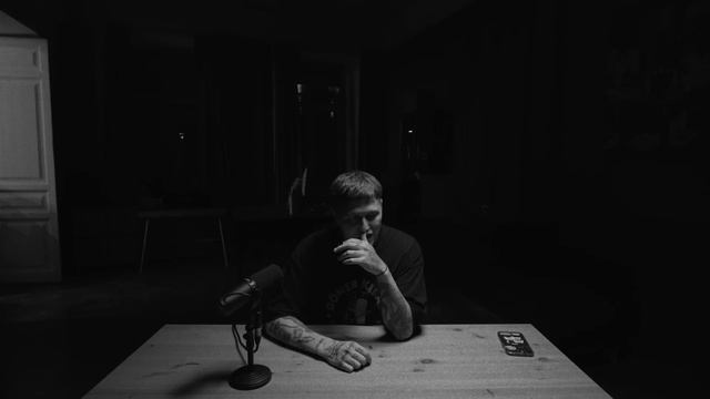 КАК Я СЛОМАЛ НОГУ смотреть онлайн