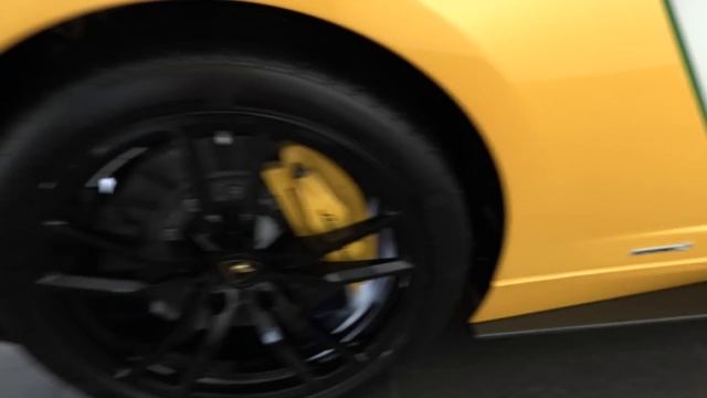 2014 Lamborghini Gallardo Squadra Corse - Walkaround - Captured in 4K with Canon XC10 Camera смотреть онлайн