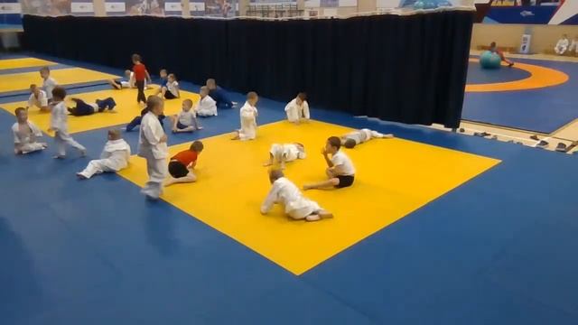 Тренировка детской группы дзюдо 26.10.21 (17:15) смотреть онлайн