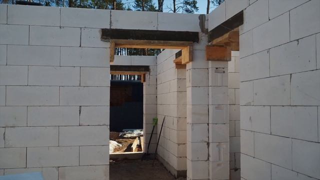 Завершаем работы по кладке стен из газобетона