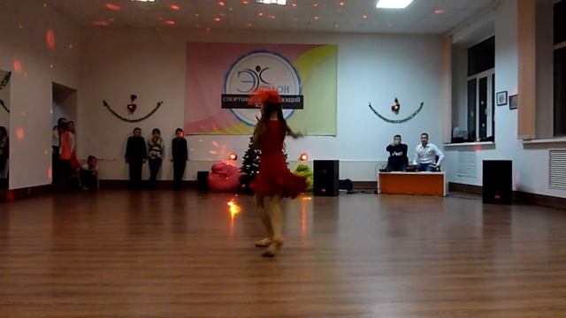 Новогодний праздник в клубе "Эталон" (5) смотреть онлайн