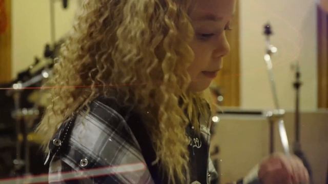 "Папа, потанцуем!" | Kosmas Kids смотреть онлайн