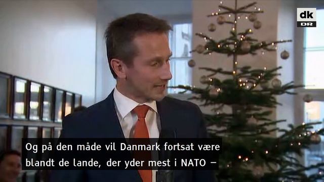 Kristian Jensen sammenligner Claus Hjort Frederiksen med den lyseblå flodhest Dolph смотреть онлайн