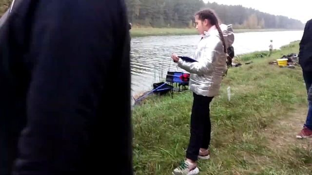 Урбан фишинг,городская рыбалка. Рыбалка на вилейском водохранилище. смотреть онлайн