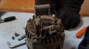 Щётки сточили вал генератор. Разбираем китайский генератор