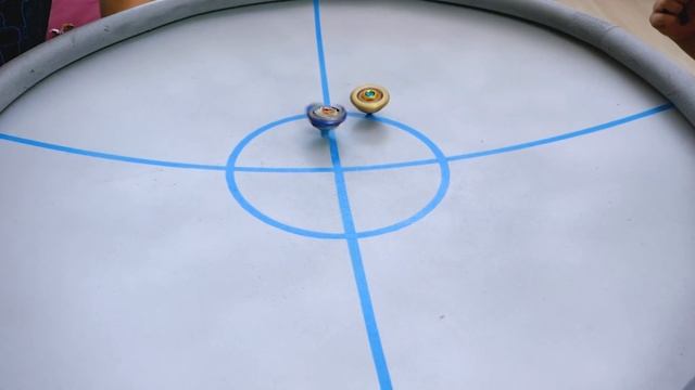 БейБлэйд Турнир Клан Спрайзенов против Волтраеков На Большой Арене Spryzens VS Valtryeks BeyBlade смотреть онлайн