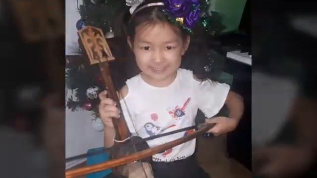 ОТ УЛЫБКИ СТАНЕТ ВСЕМ СВЕТЛЕЙ смотреть онлайн