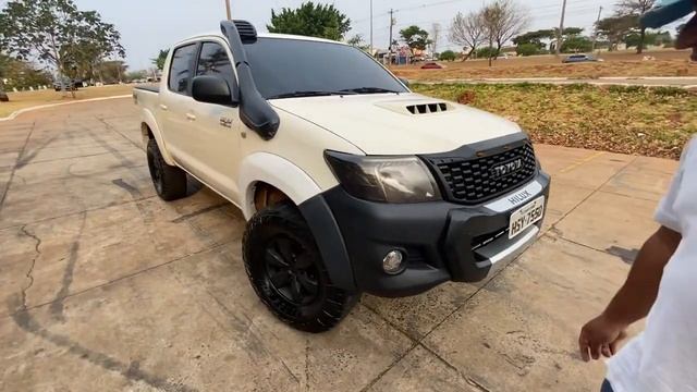 HILUX 2005 REMODELADA PRA 2015 - FICOU BOA ? смотреть онлайн