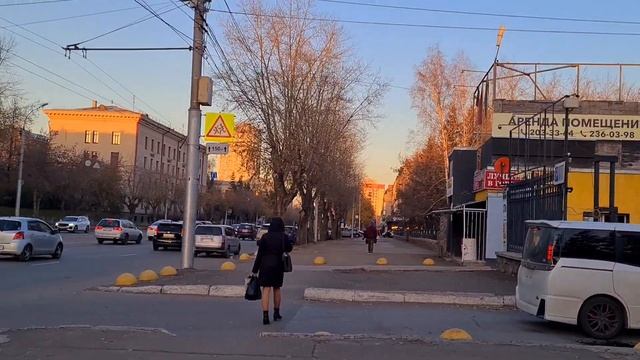 Гуляю по Новосибу в последний тёплый день (Красный пр-т, Д. Ковальчук, Б.Хмельницкого) - 20.10.2023 смотреть онлайн