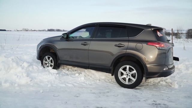 Как не надо ездить на RAV4. Мечтал проехать по твердому насту и глубокому снегу. смотреть онлайн