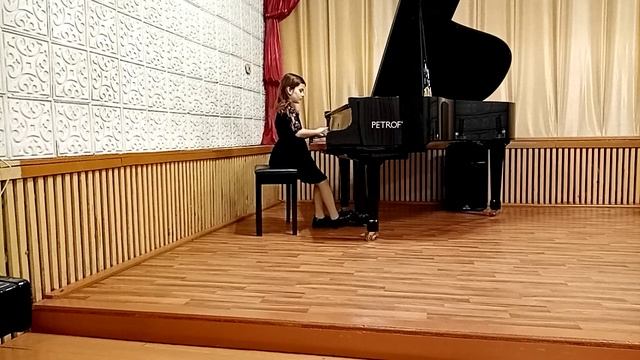 Л. ЛУКОМСКИЙ "Полька", исполняет Багманян Флора 2 класс смотреть онлайн