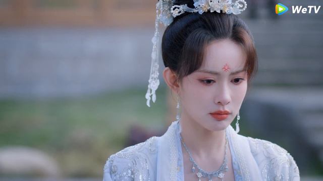 王爺被逼著帶心機女逛街，灰姑娘吃醋轉身離開，王爺慌了立馬追她！ смотреть онлайн
