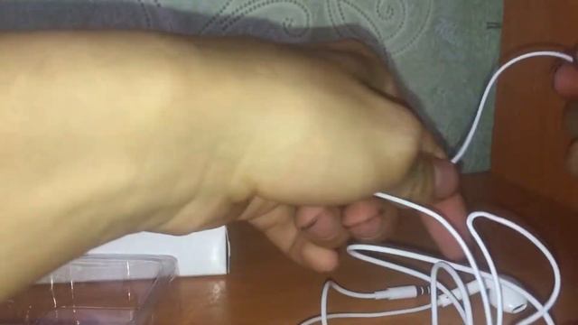 DEXP EH 200 AirPods смотреть онлайн