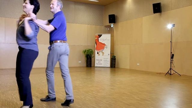 Tanzsportclub Feldkirch - Disco Fox Kurzvideo смотреть онлайн