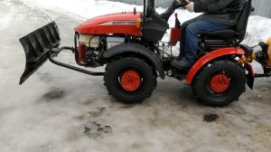 Трактор МТЗ Беларус112Н-01.Учимся водить.Проверяем ходовые качества мини трактора.Часть 1