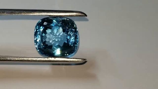 Натуральный топаз 27.60ct 17x15.5mm смотреть онлайн