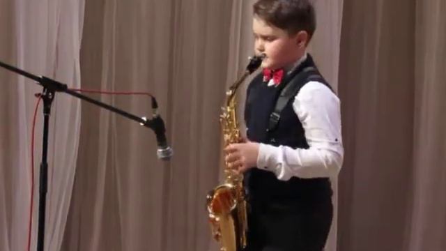 Мамотюк Назар.9 лет. В.Оловников "Романс" смотреть онлайн