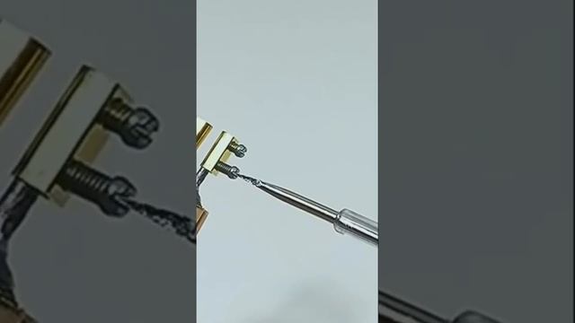 МЕЧТА ДЕТЕЙ ВОСЬМИДЕСЯТЫХ. САМОДЕЛЬНЫЙ ВЫЖИГАТЕЛЬ ПО ДЕРЕВУ #Shorts смотреть онлайн